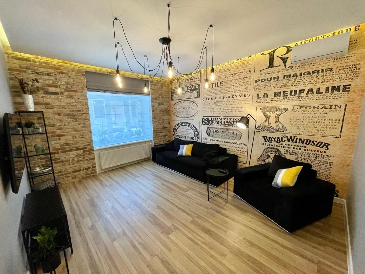 Apartment Centre Inn Чернивци Екстериор снимка